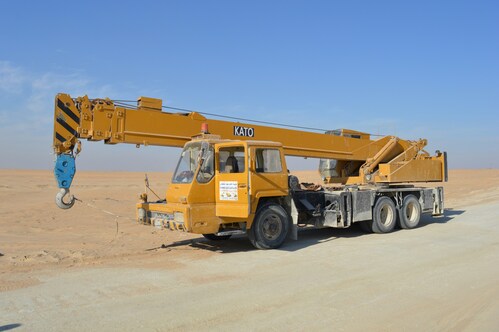 Crane rental prices per day and 6 factors affect rental cost blog.sentigum.com