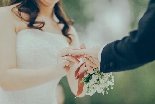 Love, Laughter, and New Beginnings: Tips for Planning Your Wedding and Life Beyond